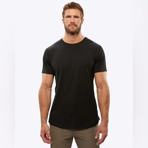 Cuts Clothing Curve-Hem Tee- Black- XL